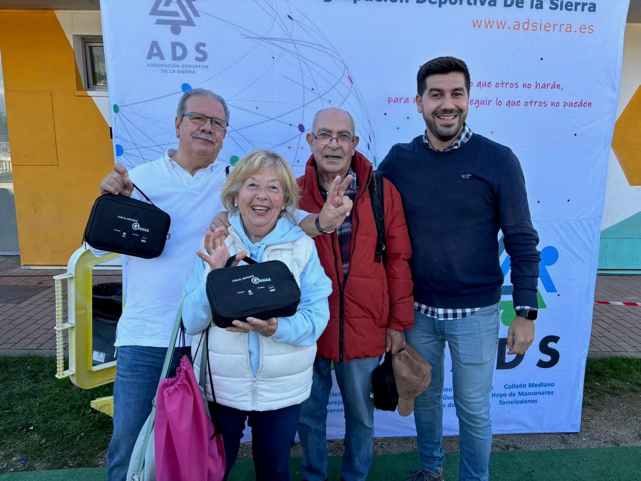 Con el deporte. Ganas de Jugar. Competición de petanca